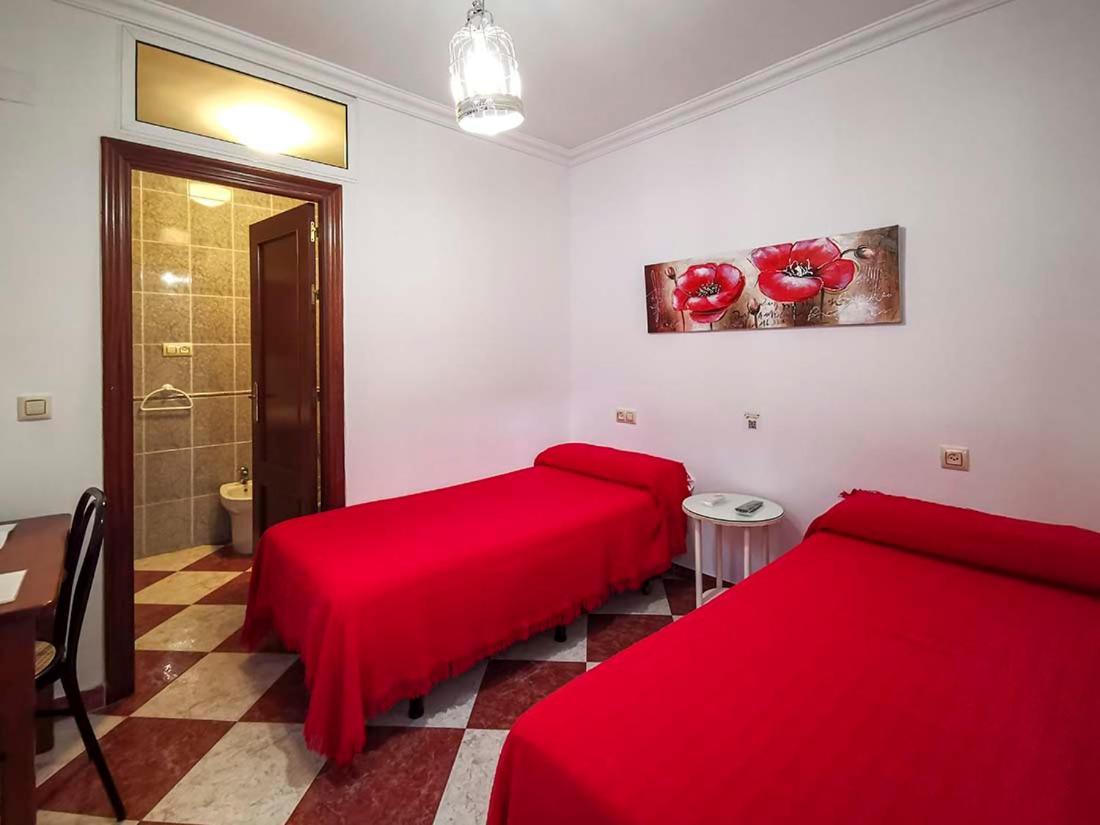 Pension Hidalgo 1 Utrera Exteriör bild