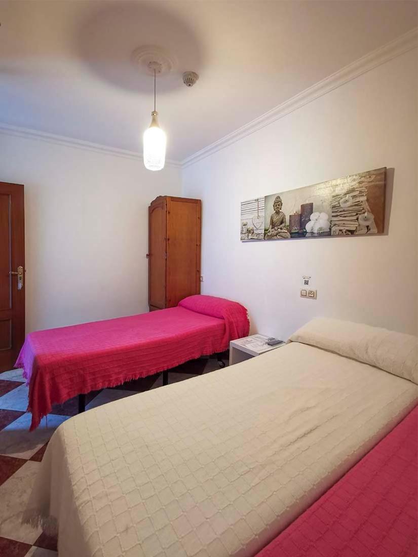 Pension Hidalgo 1 Utrera Exteriör bild