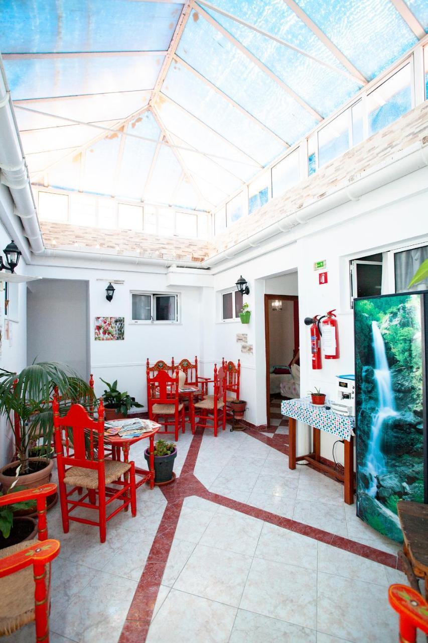 Pension Hidalgo 1 Utrera Exteriör bild